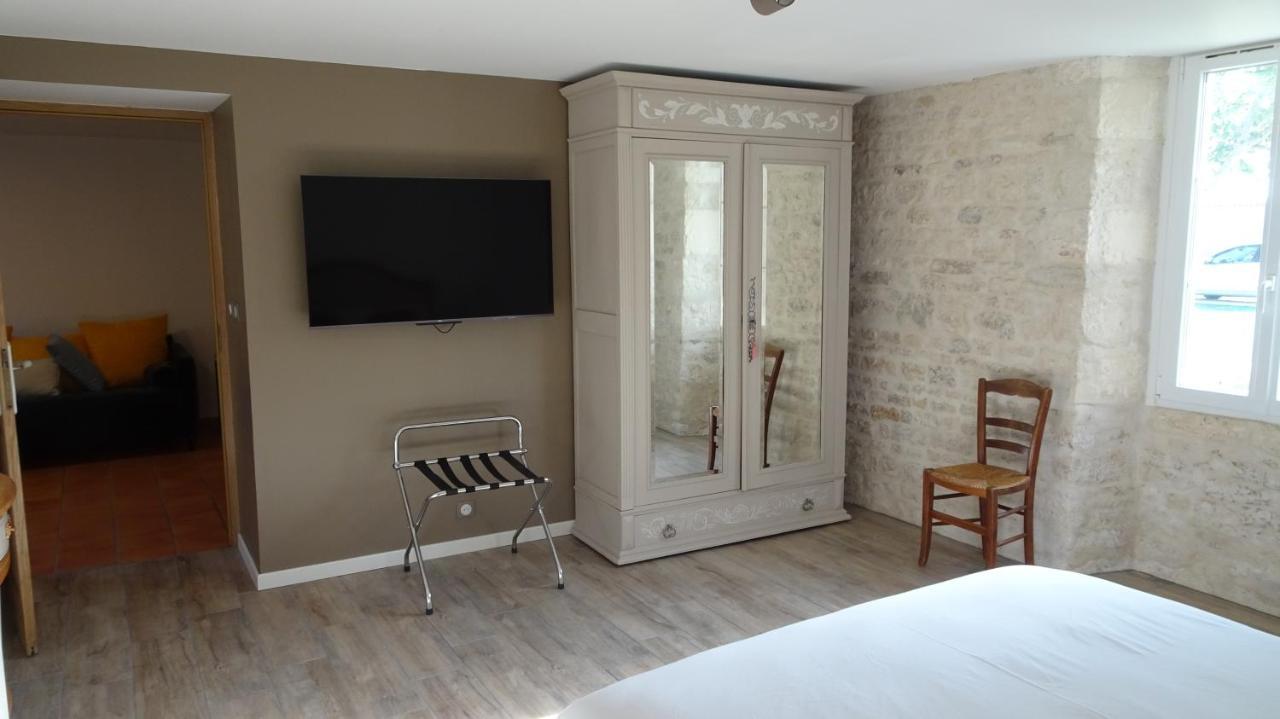 Campagne Ocean Bed & Breakfast Montroy Bagian luar foto