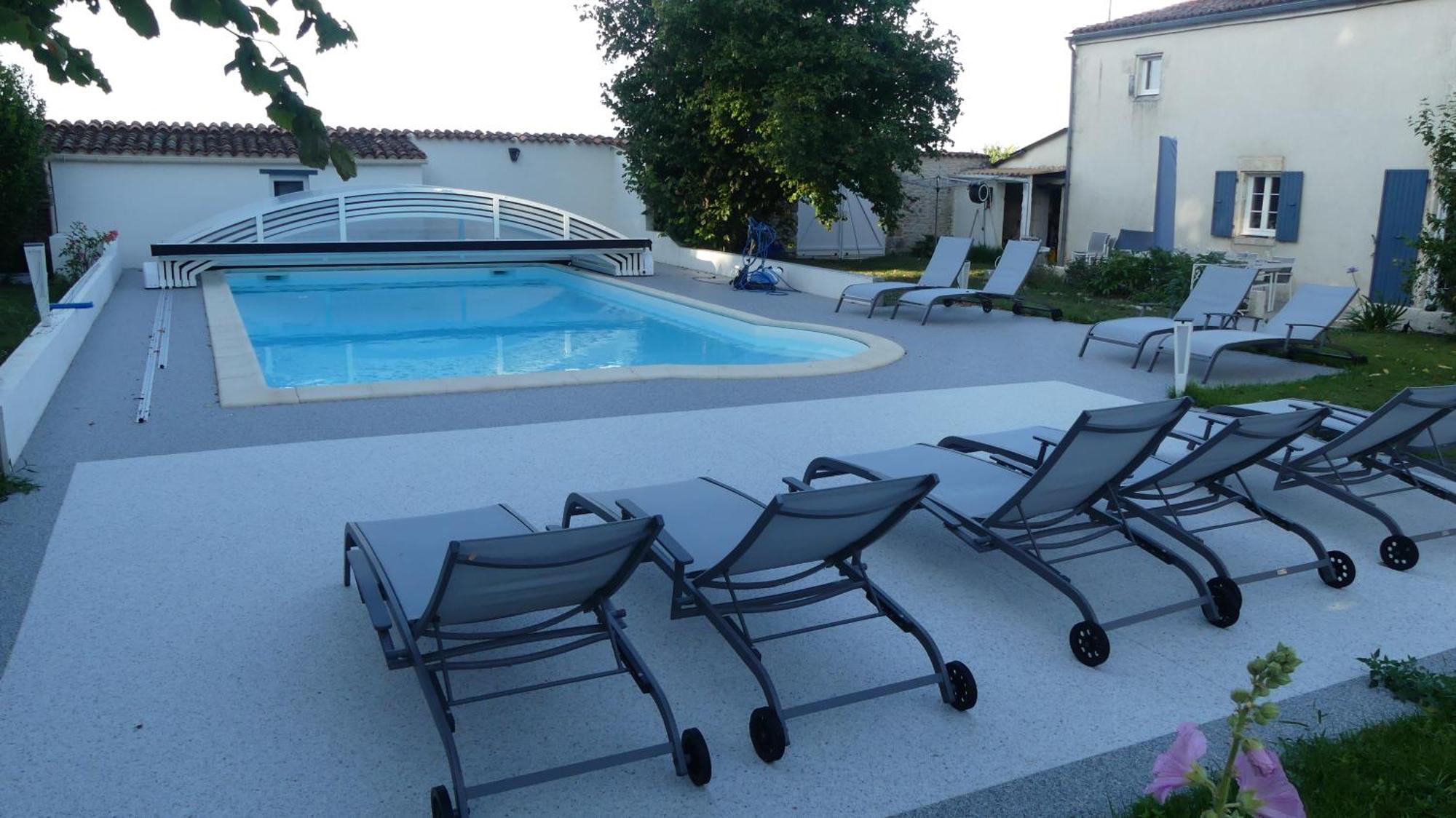 Campagne Ocean Bed & Breakfast Montroy Bagian luar foto